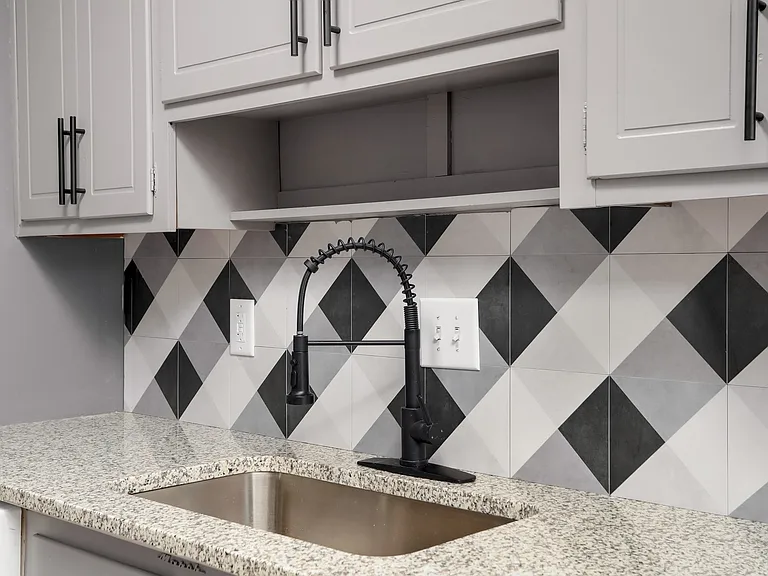3100 Girard Ave S #309 — Photo 7
