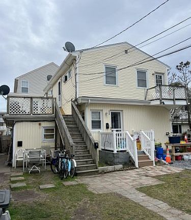 2nd image of 224 E Taylor Ave