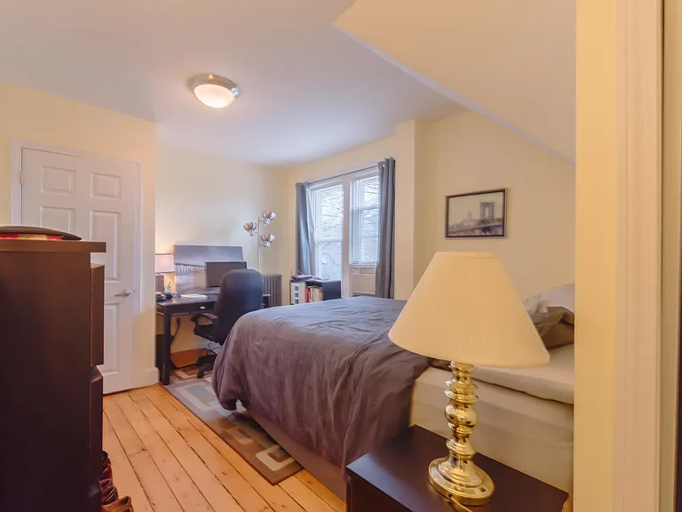 132 S Angell St #3 — Photo 7