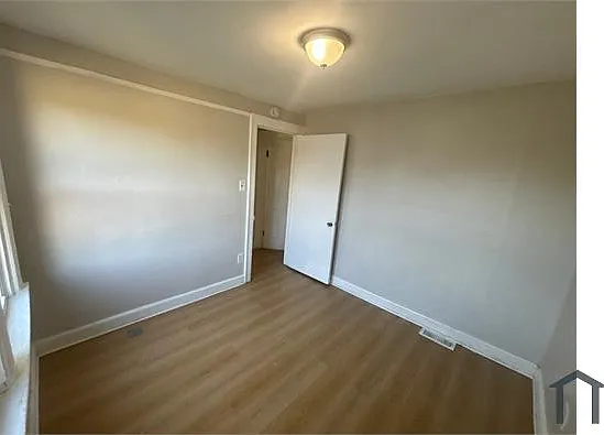 5733 Wayburn St — Photo 12
