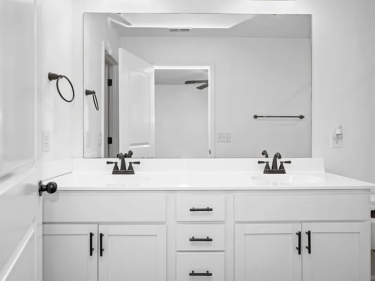 4 Catalina Cir #4 — Photo 27