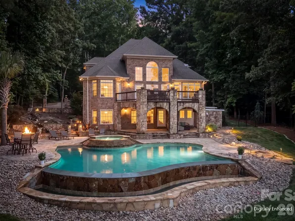151 Eagle Chase Ln, Troutman, NC 28166