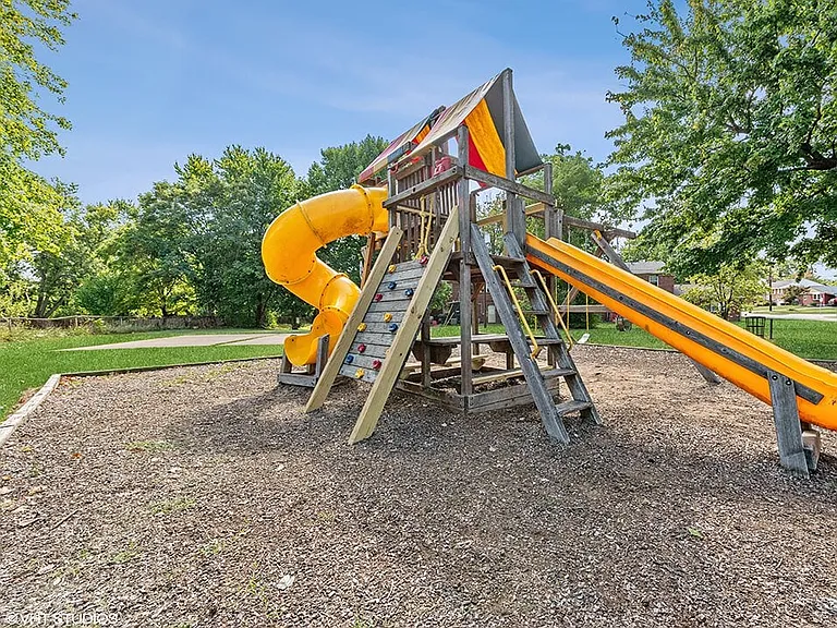 Playground at Walnut Creek