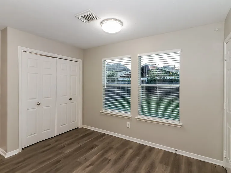 6207 Winter Oak St — Photo 13