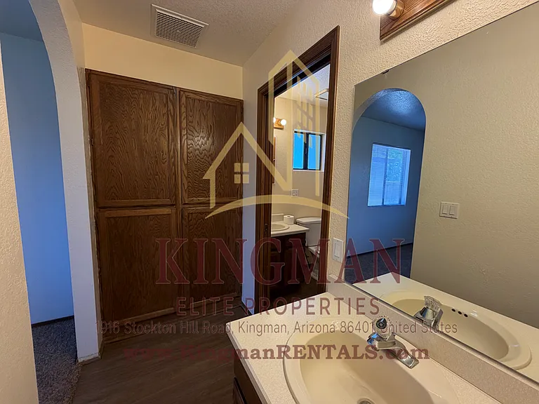 2604 Phoenix Ave — Photo 16