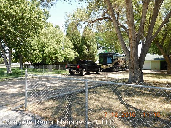 4th image of 1006 Meadow Ln