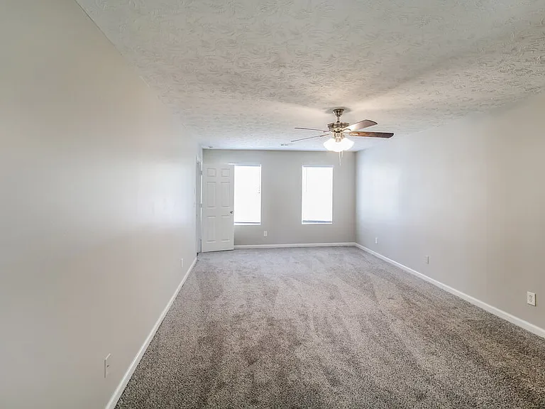 6583 Carriage Ln — Photo 10