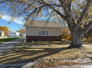 538 N Main St, Valentine, NE 69201