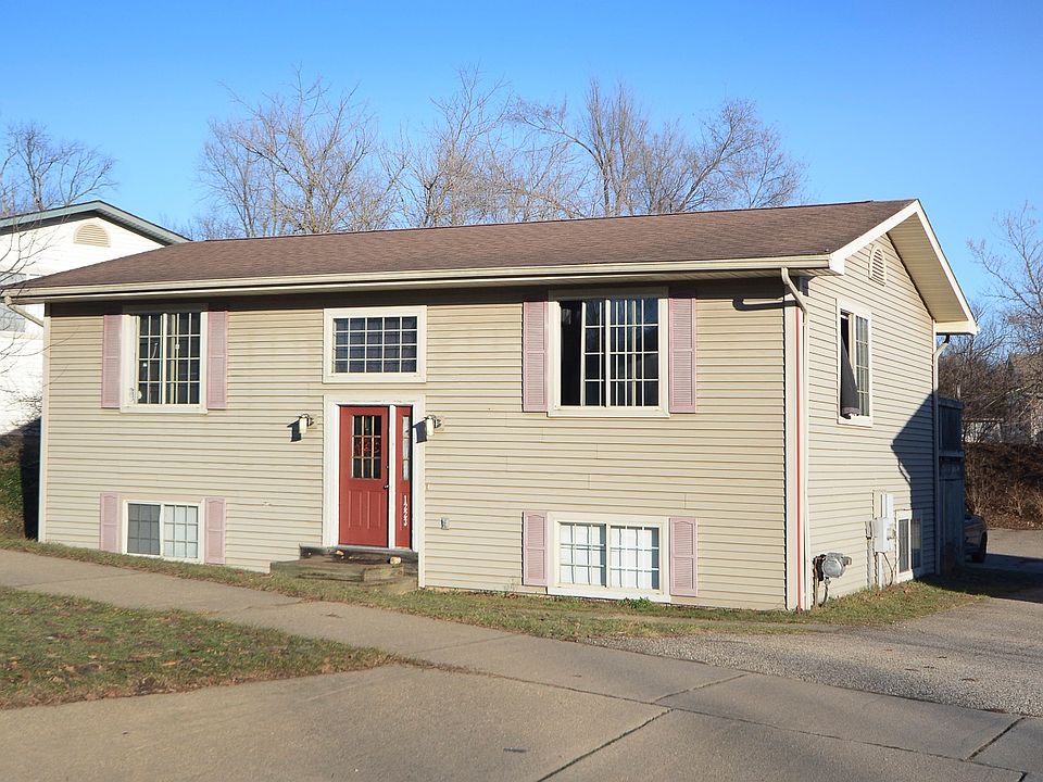 1st image of 1223 Jack Pine Way