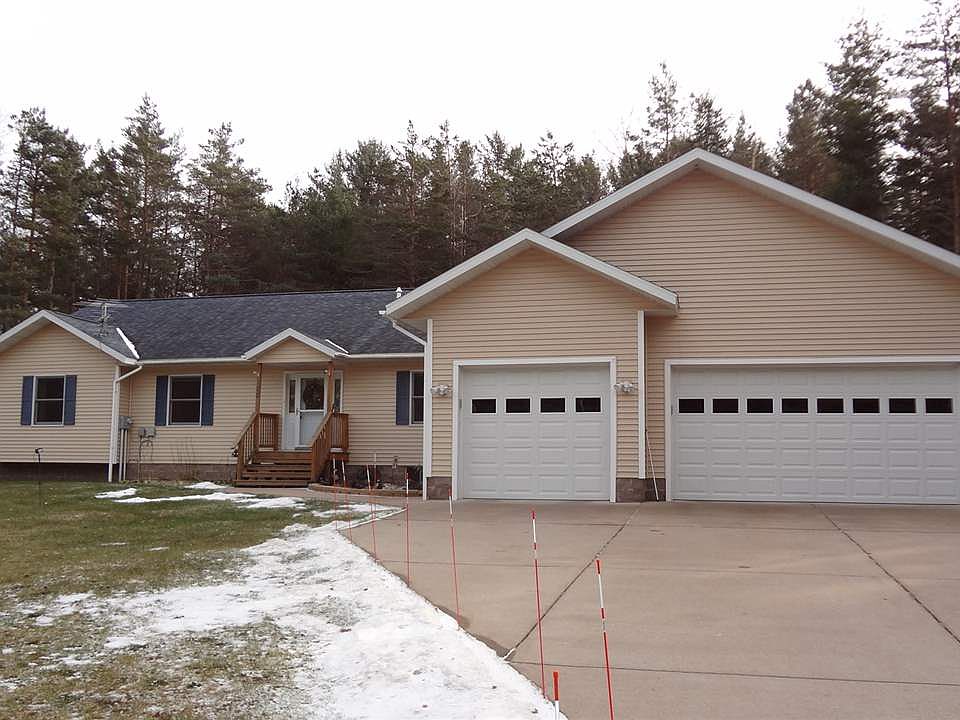 1st image of 102 Quandt Trl