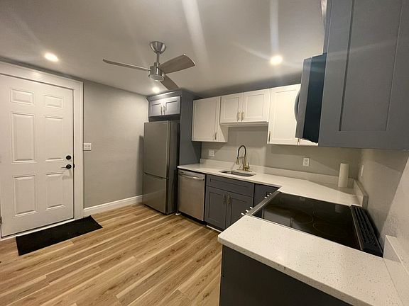 4th image of 2900 1st Ave S Unit A