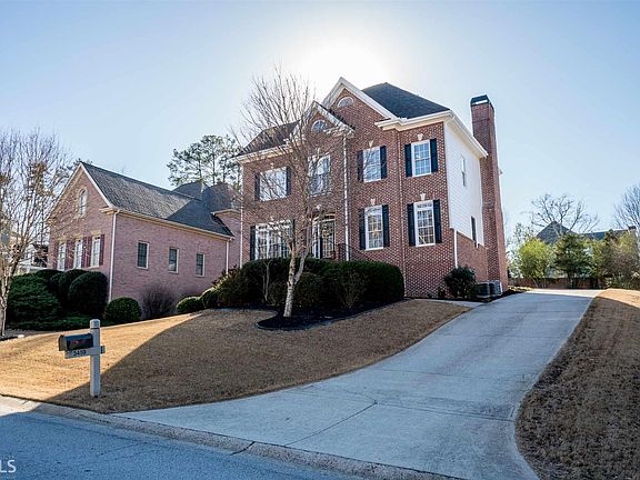 2nd image of 3459 Pinemont Dr