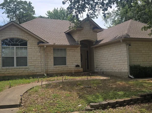 702 Ortega St, Rockdale, TX 76567