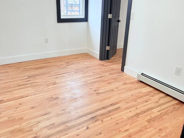 530 45th Street image 22 of 36