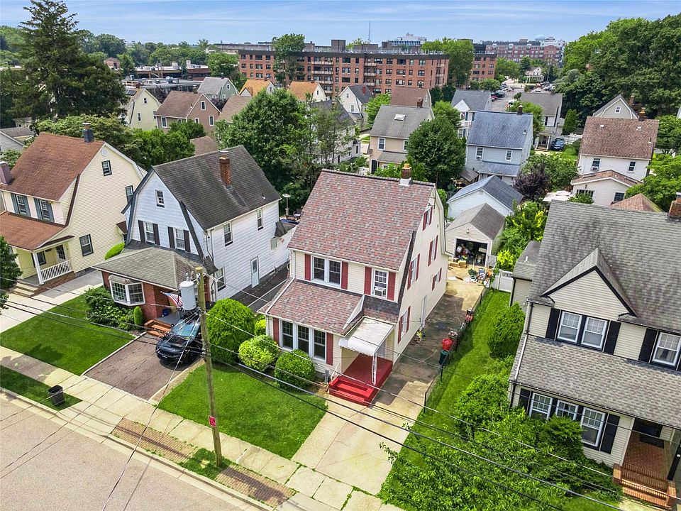 1st image of 35 Juniper Avenue
