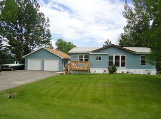 1501 46th St SE, Minot, ND 58701