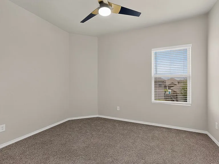 10423 Green Pr — Photo 37