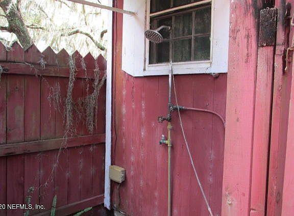 5th image of 133 Bent Oak Dr