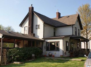 53 Almira St, Valencia, PA 16059