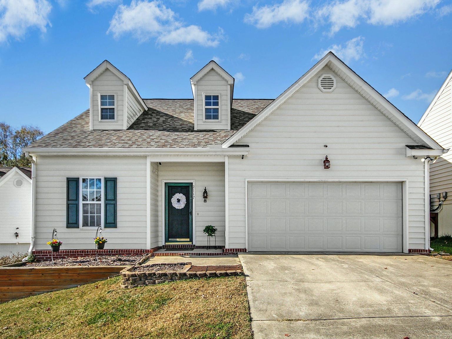 2117 Castle Pines Dr