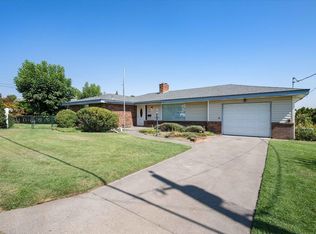 703 Euclid St, Grandview, WA 98930