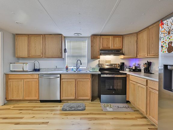 2nd image of 78 Dove St.