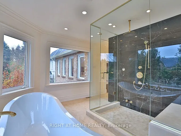 11 York Rd — Photo 13