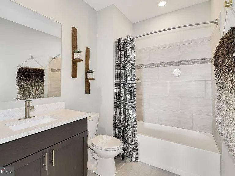 34007 Givens Way — Photo 13