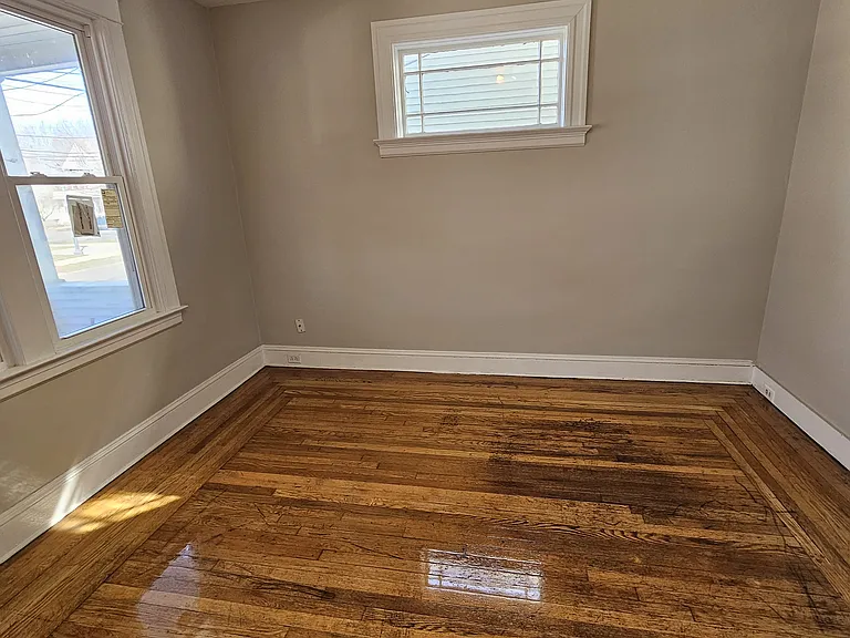 49 Maltby St #1B — Photo 15