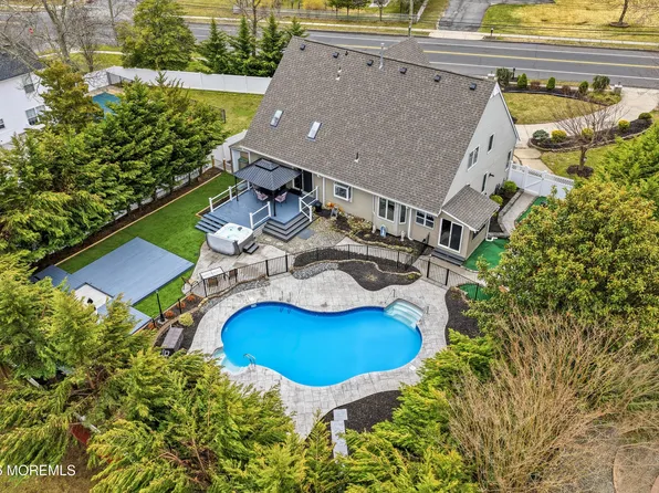 110 Cedar Grove Road, Toms River, NJ 08753