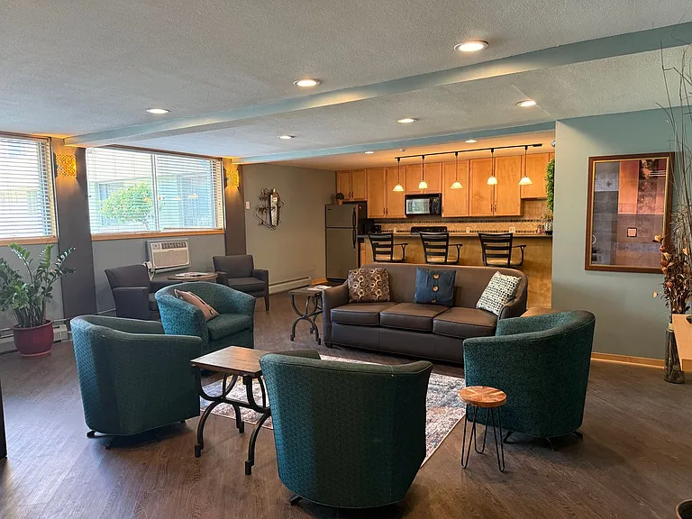 1770 Bryant Ave S #217 — Photo 24