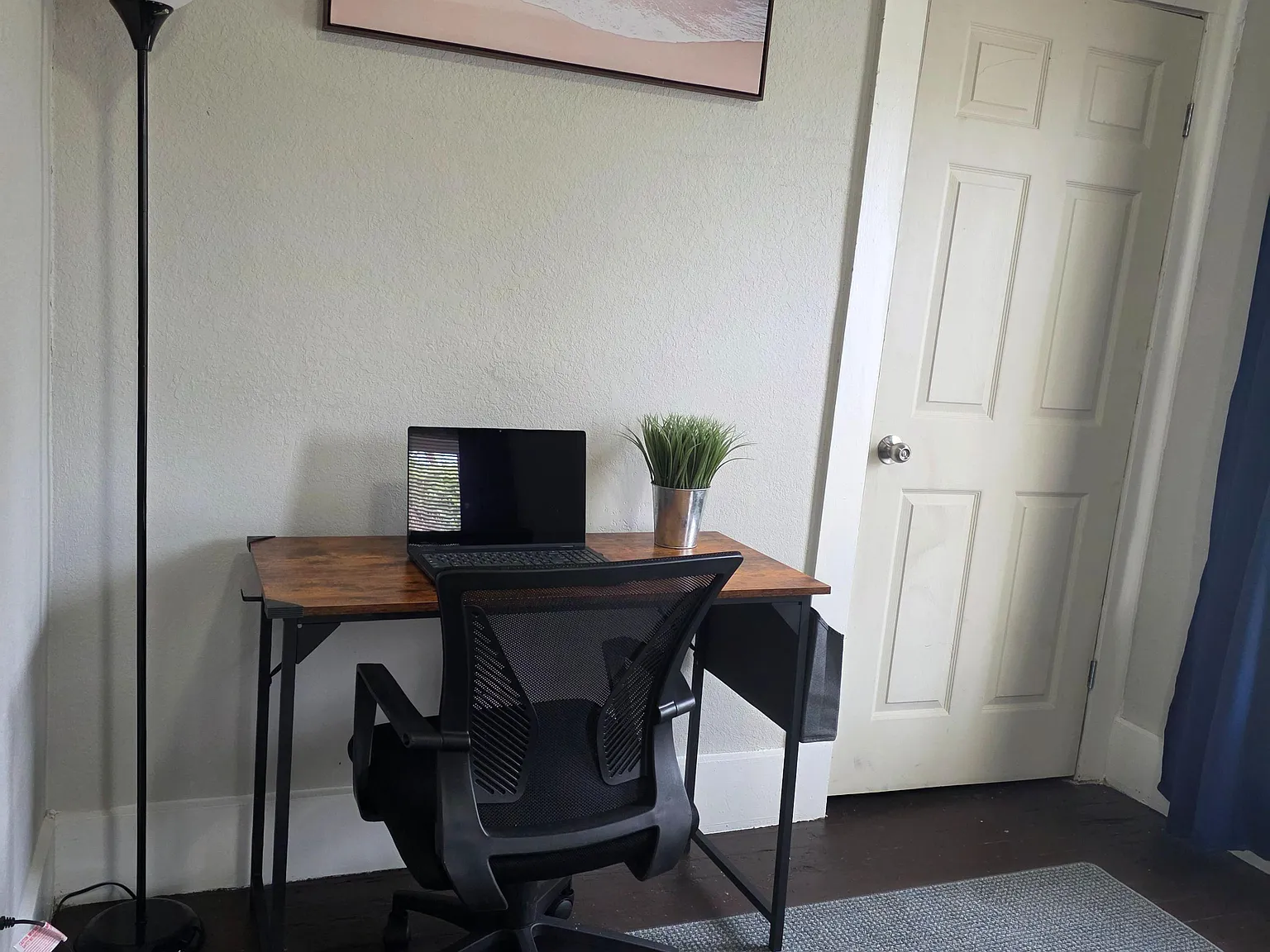 3 bed, 1.0 bath, 1440 sqft, $979 — Photo 4