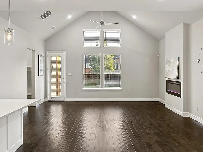 13313 Rembrandt Dr — Photo 6