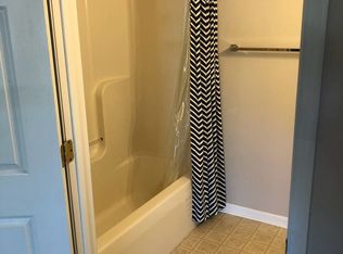 Knollwood - 213-3102, Blacksburg, VA 24060