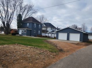 212 Lake St E, Cologne, MN 55322