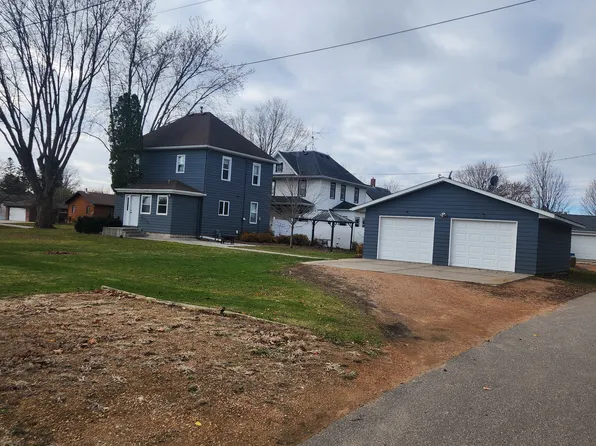 212 Lake St E, Cologne, MN 55322