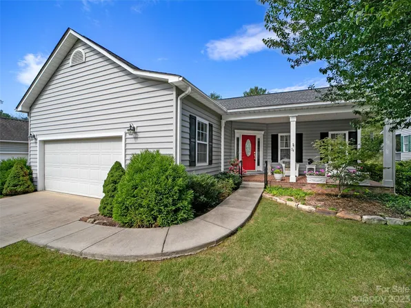 54 Cambridge Dr #33, Brevard, NC 28712