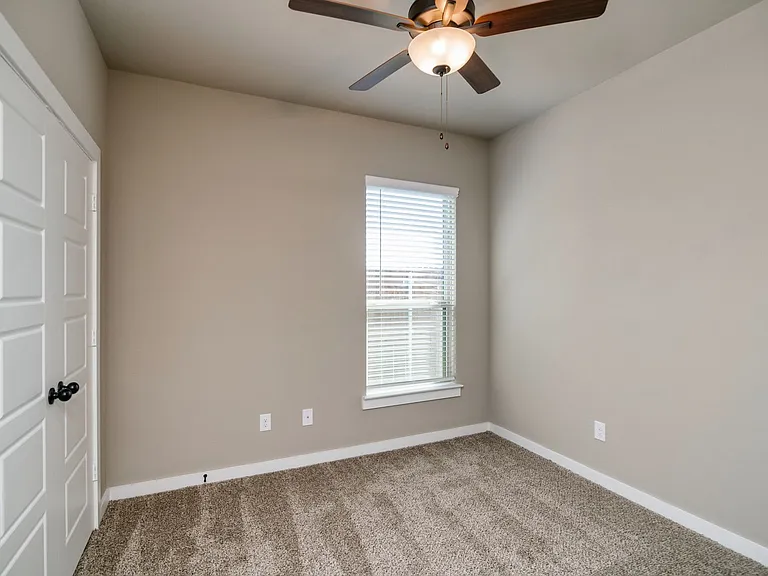 712 Harvest Moon Dr — Photo 17