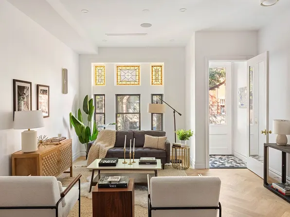 286 Dekalb Ave, Brooklyn, NY 11205