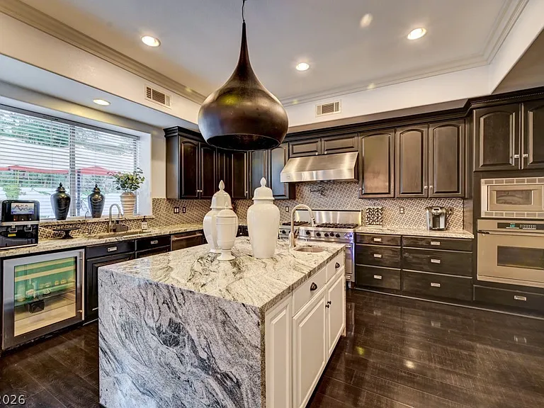 10212 Stone Briar Ct — Photo 56