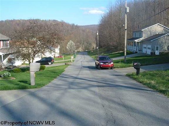 2nd image of 3023 Meadowland Dr