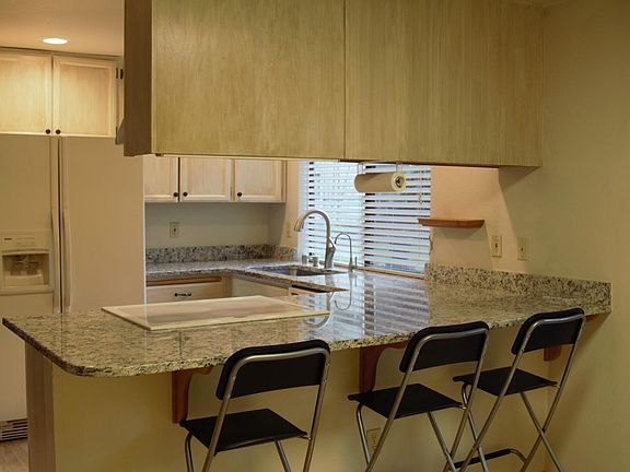 4th image of 6525 159th Ave NE