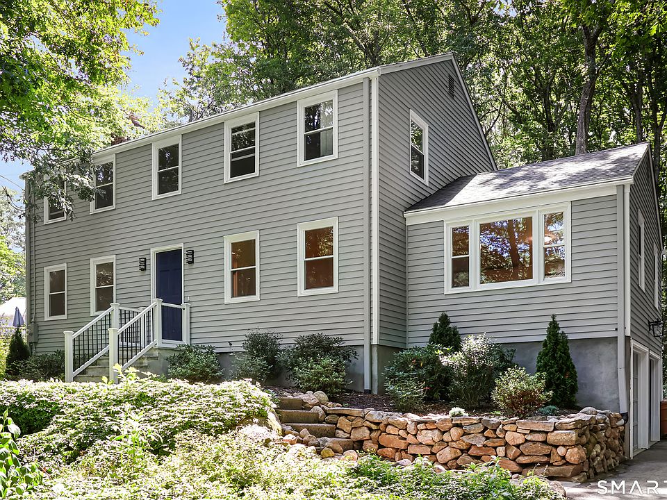 1st image of 9 Katherine Gaylord Lane