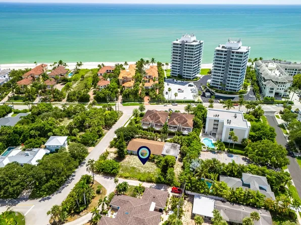 826 Date Palm Rd, Vero Beach, FL 32963