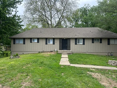 3335 N 56th Ter Photo 1