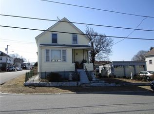 51 Alto St, Cranston, RI 02920
