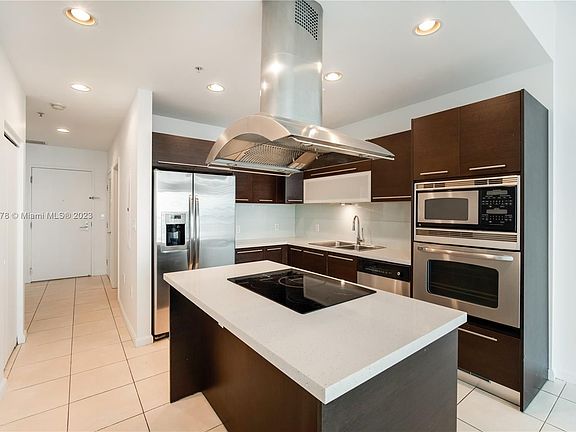 2nd image of 7928 East Dr APT 903