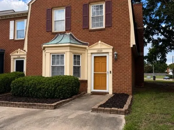 1360 Mill Lake Quarter, Chesapeake, VA 23320