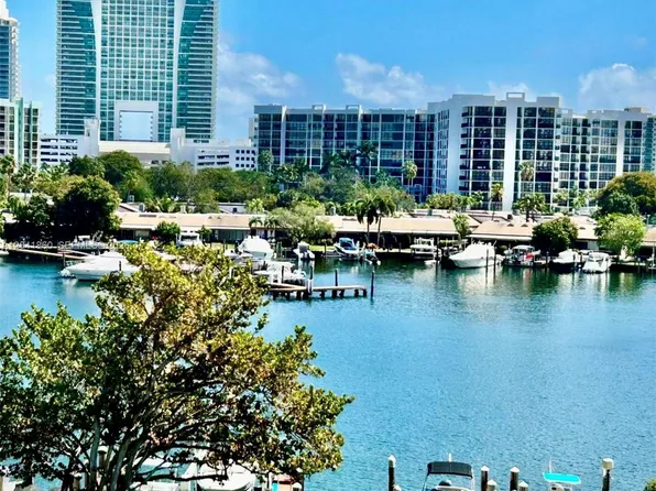500 Three Islands Blvd APT 223, Hallandale, FL 33009