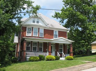 11 Angle St, Connellsville, PA 15425